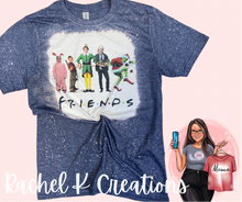 Load image into Gallery viewer, FRIENDS Christmas β€οΈππ