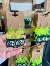 Load image into Gallery viewer, Hocus Potion earrings
