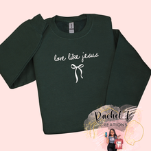 Load image into Gallery viewer, Embroidered crewneck - Love like Jesus
