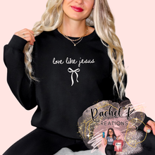 Load image into Gallery viewer, Embroidered crewneck - Love like Jesus
