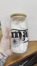 Load and play video in Gallery viewer, Mama floral
